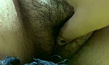 check out this linda buceta peluda getting massaged all wet and hairy 😘