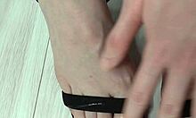 Cumshot on Beautiful Feet Crushed Mercilessly Before Facesitting Domination!