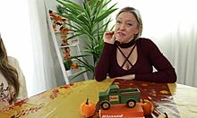 step sis gets close before thanksgiving dinner with breezy bri, teasing into full taboo ride 😏🍗💦