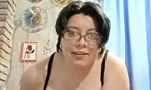 oh man marysubmissive's fat saggy tits and curvy ass in this homemade handjob update... so submissive