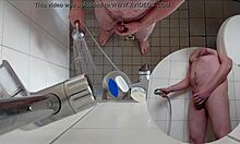Geiles Pissen In Der Dusche Mit Sexy German Toes Fetish