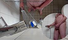 Geiles Pissen In Der Dusche Mit Sexy German Toes Fetish