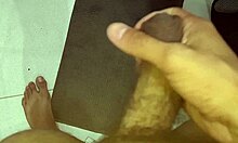 Cuckold husband jerks off watching close-up, moans loud in Portuguese