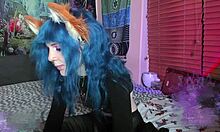 milf twerks big ass and fingers pussy in camshow