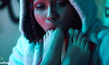 Ever watched a hot lesbian babe lick and suck her girlfriend's sexy toes? 👅😏