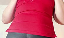 esposa puta en leggings se masturba dripping wet para el jefe del cornudo... adicta al cuckold swinger
