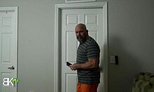 wanna see ghostface milf give sloppy halloween handjob on monster cock?