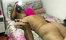 negão emocionado comendo a brancona apertadinha