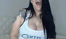Huge Tits Brunette In T Shirt On Cam