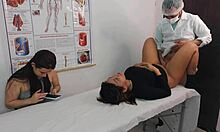 casal de lesbianas foi a um ginecologista masculino
