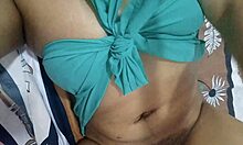 casero rico masajeo mi coño y tetas