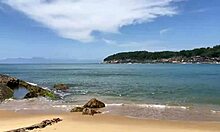 fomos flagrados na praia with cute small tits