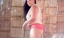 hermosa madura latina shakes her big ass in lingerie while dancing