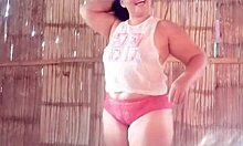 hermosa madura latina shakes her big ass in lingerie while dancing