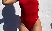 hermosa modelo de instagran mostrando el hermoso culo