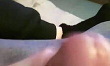 Amiga gostosa batendo punheta pa mim com hidtante me fazendo gozar muito ai