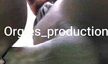 نيك منزلي مع زوجتي الميلف! تنحني لزب عملاق من الخلف