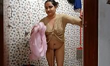Live pregnancy test for my Indian wife Cumriya