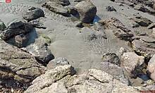 fui na praia e acabei curtindo um momento quente com meu amigo no xvideos red