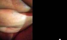 Mi vecino me seduce para follar sin condón por dinero mientras mi esposo trabaja en Medellín, Colombia.