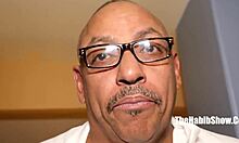 Naomi's intense debut with Julian