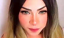 Você gosta de chocolate? Eu amo gozo quente na boca 😋 - sexdoll 520