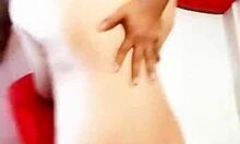 Latina amateur embraces daily adventures with flair