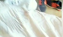 me follo a la novia de mi amigo mientras se ausenta y la baño en leche de perrito y misionero