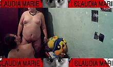 sexo y movil para comer coño mientras juegas