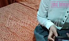 Oye, ¿te gusta ver a una colegiala peruana 18+ tomándolo profundo en anal?