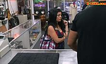 Latina babe twat screwed at pawnshop