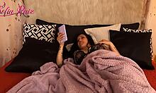 just woke up and masturbate with my toy, feeling horny