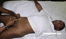 Mrsfeedme gives sloppy head and crazy nut to BBC Zsur Cummings!