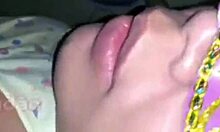 Enchendo o cuzinho de porra 😈