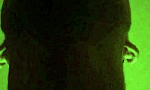 Ogledujem seksi mlado pri domači predstavi ritke. Ujel sem jo v akciji!