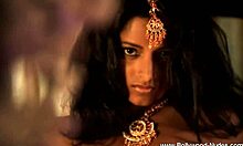 Girl from oriental lands dances solo for you! 💃