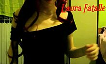 Amateur Redhead Milf Shares Fun Fan Picture Talk