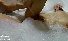 Young amateur fucks hard in bathroom creampie!