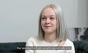 Petite 18+ maagd marie poucette geneukt