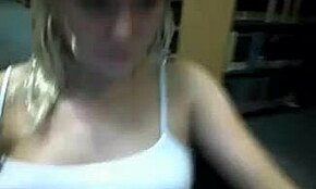 Hey, wanna watch this blond beauty screw her tight hole outdoors?