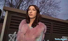 เอเย่นต์สาธารณะ Chanel Kiss สาวดูดอมยิ้ม โดนเย็ดท่าหมาหลังโม๊กมันส์ในห้องน้ำกลางแจ้ง