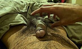 Rishi bhardwaja boldly plays with big cock for sexy ladies