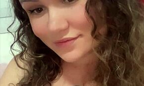 uh, Dj Brisa, like, guiding me as Santa Mommy... oops!