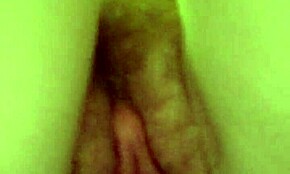 i'm an amatuer snow bunny fuckin bbc in the restroomsr