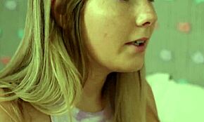 Hey, wanna see teen lesbians scissor and facesit?