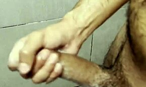 Athletic Girl Masturbates In Gym Bathroom