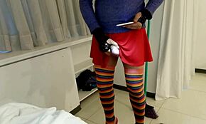 cleaning girl teases pervert with big ass and cock