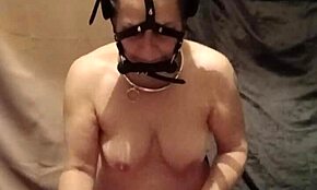 Feeling wild with my kinky milf slave!