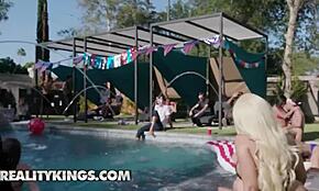 Wow! Jojo Kiss & Cali Carter in Wild 3some by Pool
