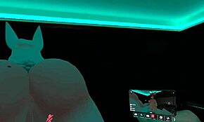 Muscle mommy rails her gf